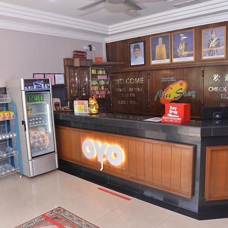 ראוב Nice Stay Hotel מראה חיצוני תמונה