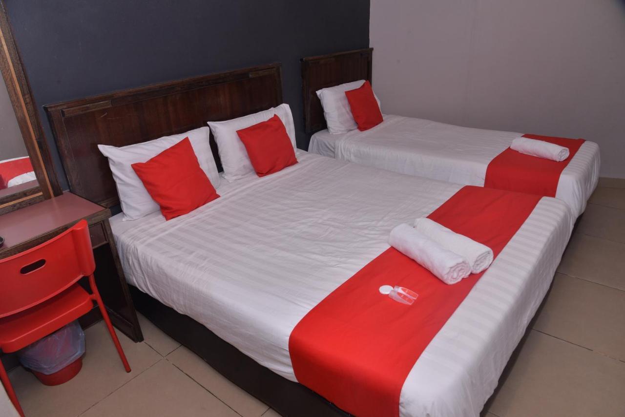 ראוב Nice Stay Hotel מראה חיצוני תמונה